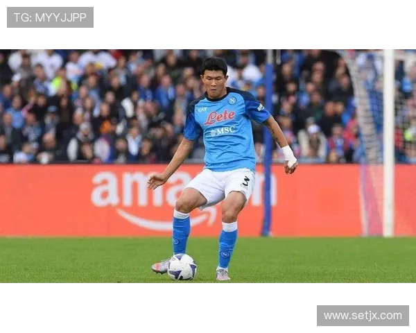 金玟哉助球队夺得超级杯冠军，防守表现稳健