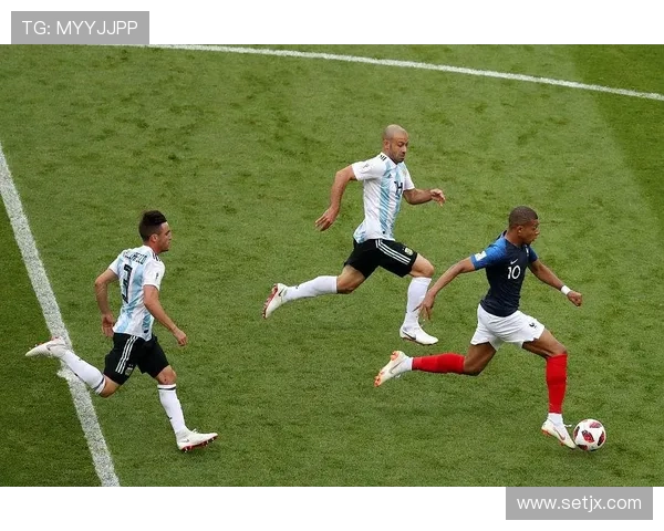 姆巴佩与同期巨星关键战决定力对比分析