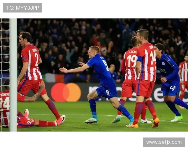 多特蒙德高位压迫强度加强,反击被打穿情况显现,对防守稳定性造成考验 多特蒙德高位压迫强度加强,反击被打穿情况显现,对防守稳定性造成考验