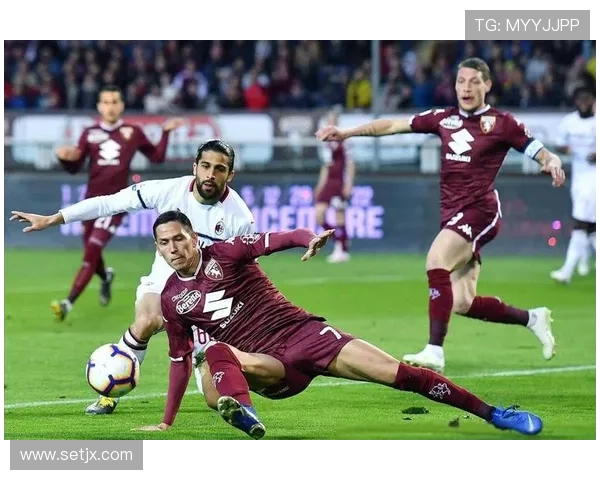 AC米兰阵容年轻化却表现起伏,球队稳定性面临考验,影响赛季走势 AC米兰阵容年轻化却表现起伏,球队稳定性面临考验,影响赛季走势